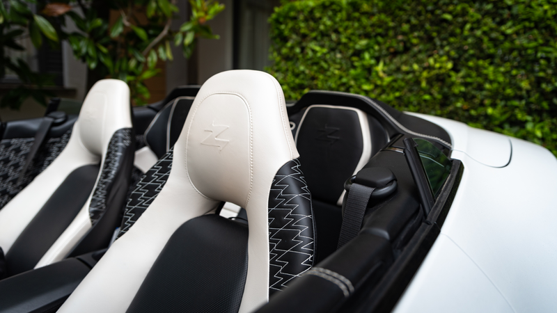 Aston Marin Vanquish Zagato Volante